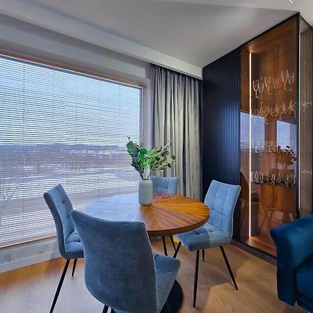 Apartment Aurum Aleje Pilsudskiego 20 Bezplatny Parking!